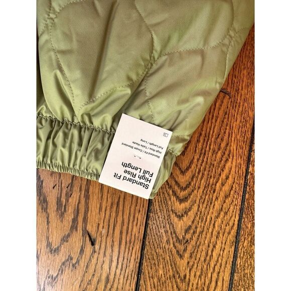 Nike Sportswear Women's Quilted High-Waisted Open-Hem Pants Medium NWT - Picture 4 of 7